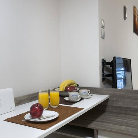 Studio Next To Agios Nikolaos Church 雅典 外观 照片
