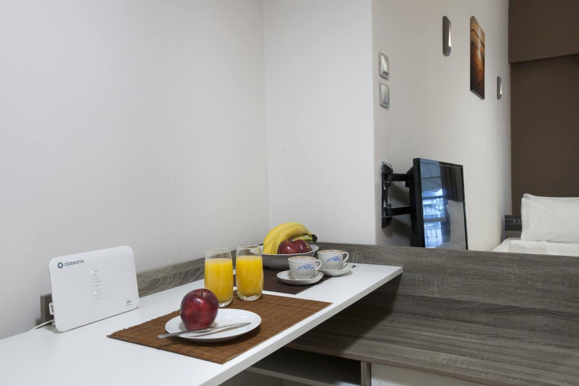 Studio Next To Agios Nikolaos Church 雅典 外观 照片